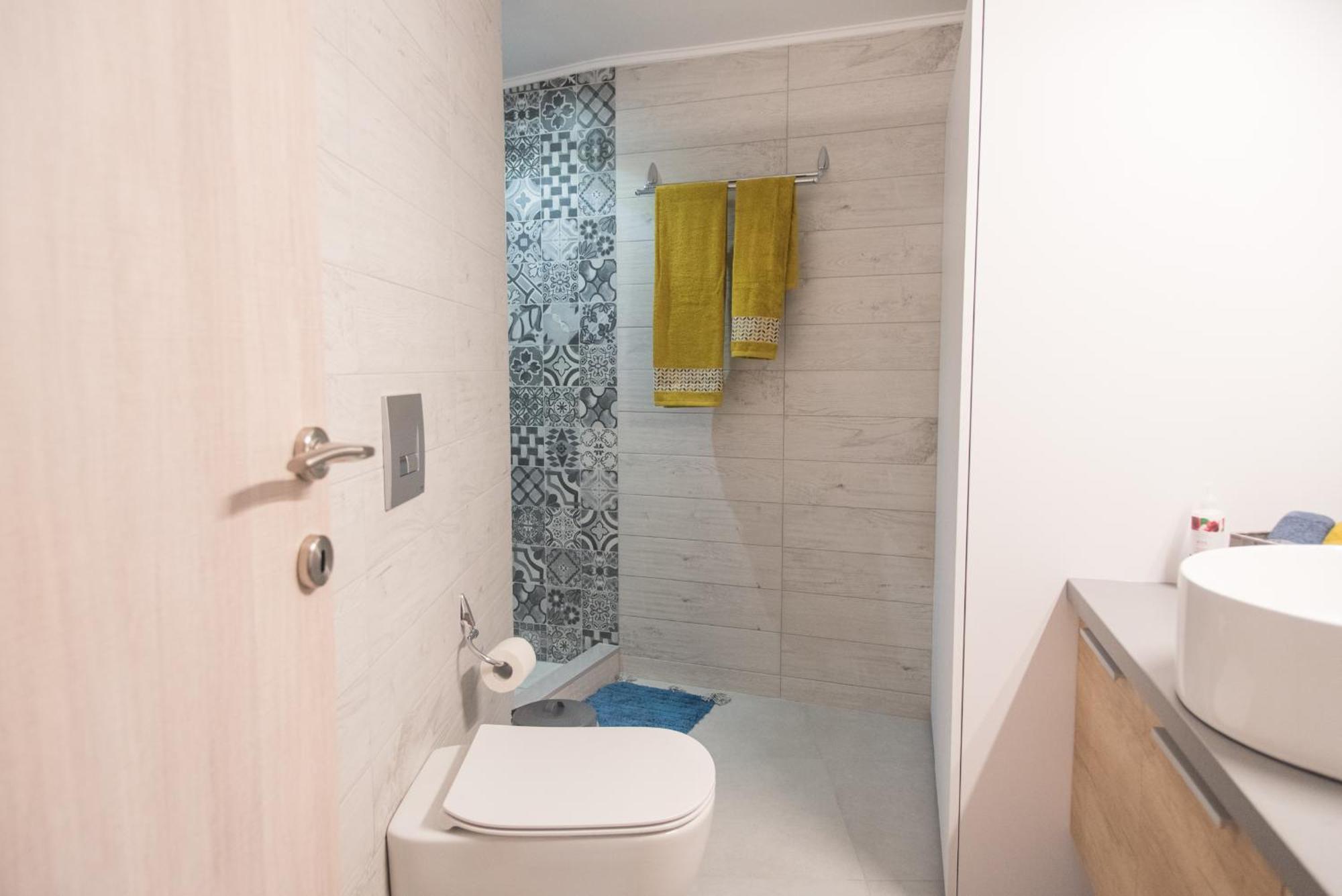 Comfy & Modern Apartment In The Heart Of Heraklion Buitenkant foto